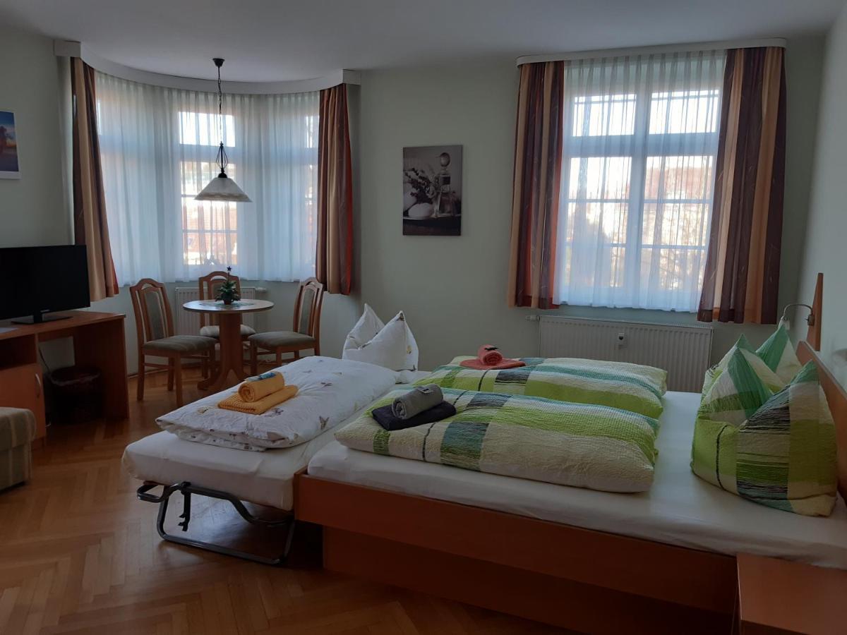 Pension Schoene Grossrohrsdorf Εξωτερικό φωτογραφία